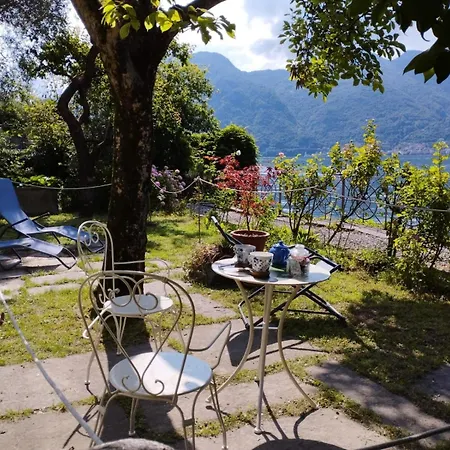 Island Garden - Ossuccio, Tremezzina By Lovecomo Nyaraló